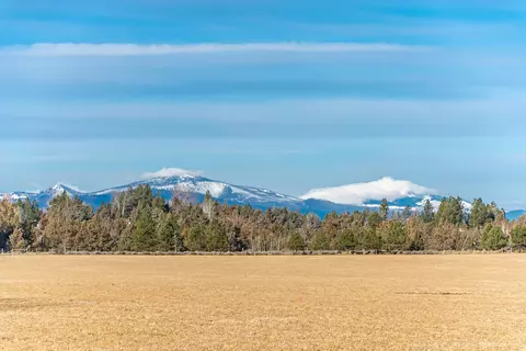 18870 Couch Market Rd, Bend, OR 97703 photo 7