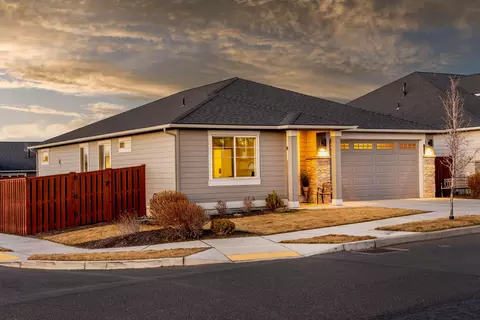 1007 NE Hudspeth Cir, Prineville, OR 97754