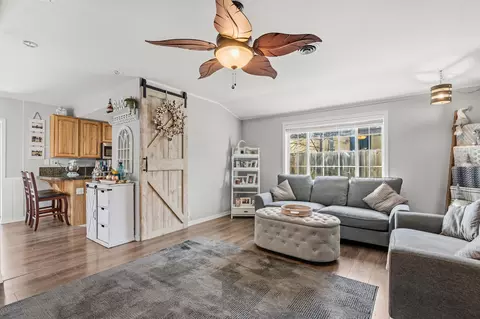 719 SW I St, Grants Pass, OR 97526