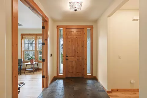 Entry Way - 19541 Sugar Mill Loop, Bend, OR 97702 photo 3 of 3