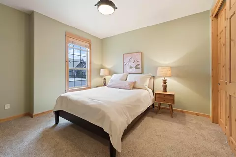 Bedroom - 19541 Sugar Mill Loop, Bend, OR 97702 photo 4 of 5