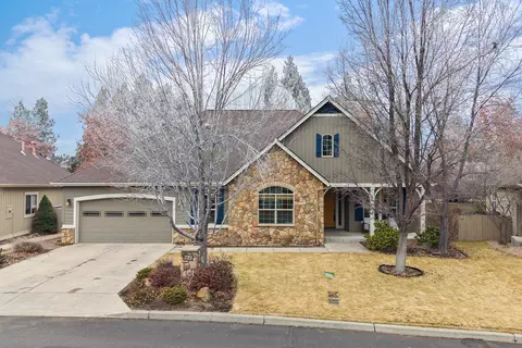 Exterior - 19541 Sugar Mill Loop, Bend, OR 97702 photo 2 of 5