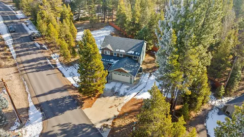 56058 Snow Goose Rd, Bend, OR 97707