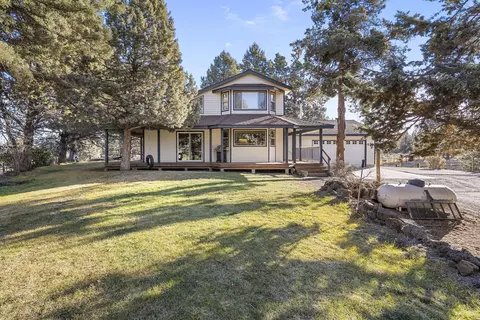 20275 Rogers Rd, Bend, OR 97703