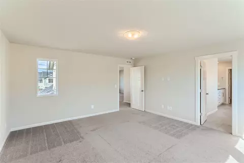 63221 Carly Ln, Bend, OR 97701 photo 7