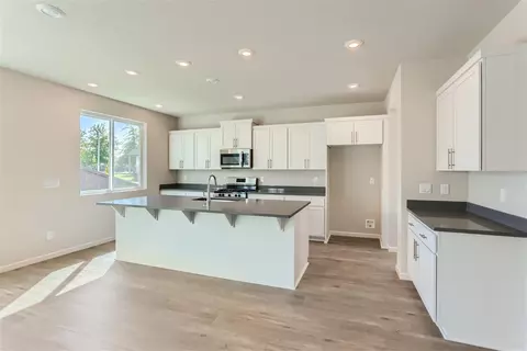 63221 Carly Ln, Bend, OR 97701 photo 6