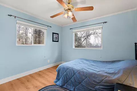 Bedroom - 450 Crestview Loop, Grants Pass, OR 97527 photo 1 of 2