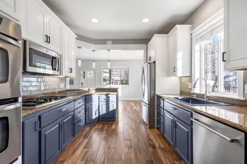 Kitchen - 2403 NW Brickyard St, Bend, OR 97703 photo 4 of 4