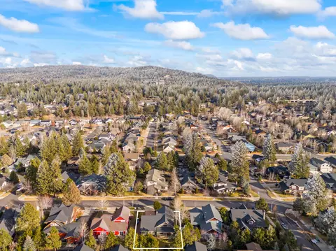 View/Area - 2403 NW Brickyard St, Bend, OR 97703 photo 2 of 6