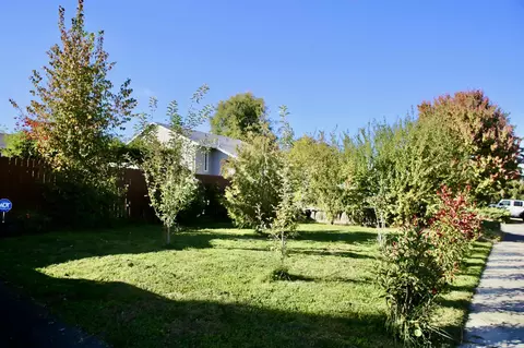 216 Jeanette Ave, Medford, OR 97501