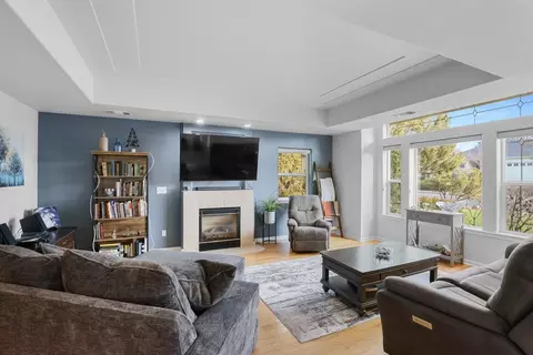 Living - 184 Keystone Way, Eagle Point, OR 97524 photo 1 of 2