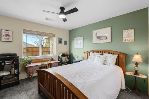 Bedroom - 184 Keystone Way, Eagle Point, OR 97524 photo 6 of 6