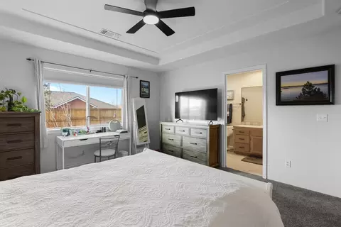 Bedroom - 184 Keystone Way, Eagle Point, OR 97524 photo 3 of 6