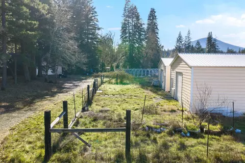 1491 Draper Valley Rd, Selma, OR 97538 photo 7