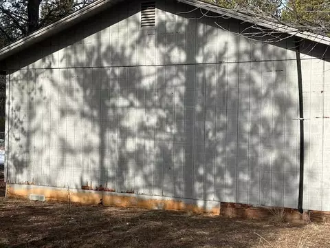 Exterior - 51418 Evans Way, La Pine, OR 97739 photo 2 of 16