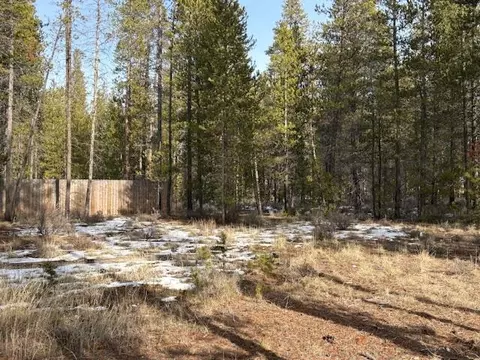 Exterior - 51418 Evans Way, La Pine, OR 97739 photo 12 of 16