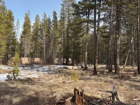 Exterior - 51418 Evans Way, La Pine, OR 97739 photo 10 of 16