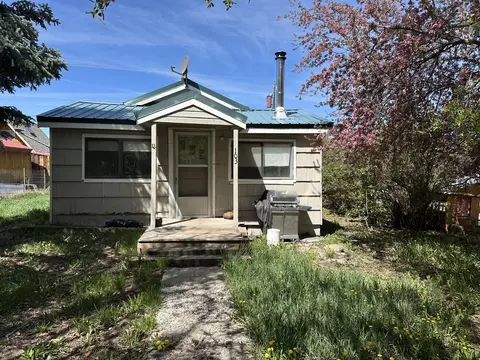 103 B St, Seneca, OR 97873