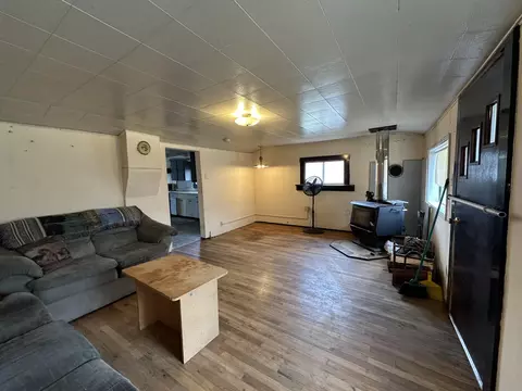 Living - 103 B St, Seneca, OR 97873 photo 3 of 3