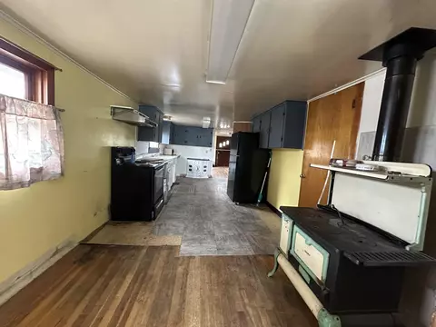 Kitchen - 103 B St, Seneca, OR 97873 photo 4 of 4