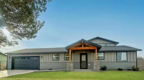 551 SE Holly St, Prineville, OR 97754