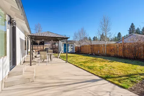 Exterior - 20017 Voltera Pl, Bend, OR 97702 photo 5 of 7