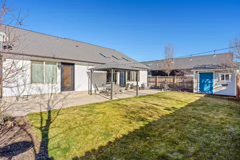 Exterior - 20017 Voltera Pl, Bend, OR 97702 photo 6 of 7