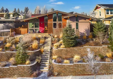 2091 NW Lemhi Pass Dr, Bend, OR 97703