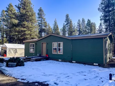 15737 Camino De Oro Ave, La Pine, OR 97739