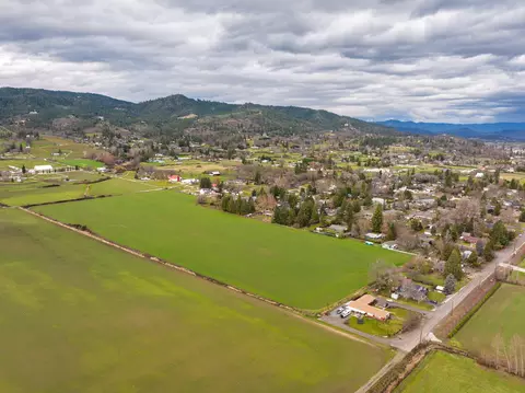 0 Lapine Ave, Central Point, OR 97502 photo 18
