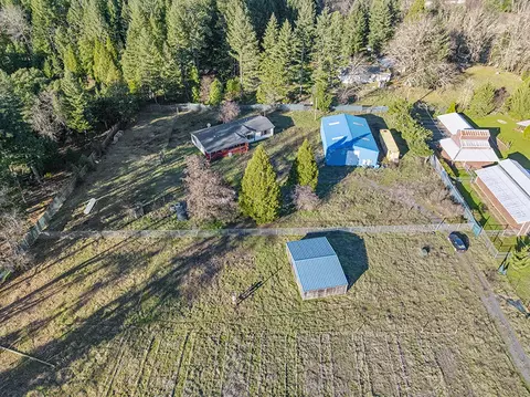 3666 Dick Geroge Rd, Cave Junction, OR 97523