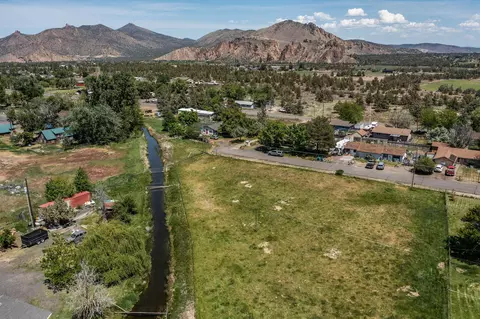15 Th St #A, Terrebonne, OR 97760