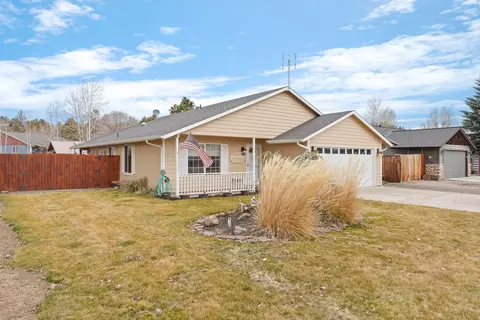 2649 NE Sugarpine Rd, Prineville, OR 97754