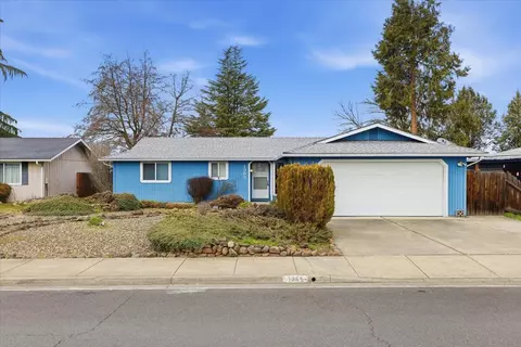 1965 Page St, Medford, OR 97504