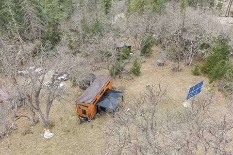 1203 Tyler Creek Rd, Ashland, OR 97520