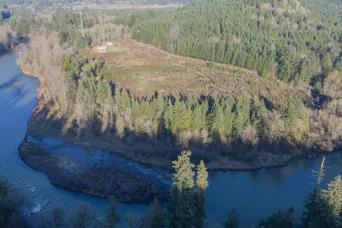 27914 Walkerwood Ln, Sweet Home, OR 97386
