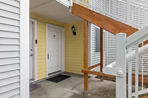 2101 Poplar Dr #36, Medford, OR 97504