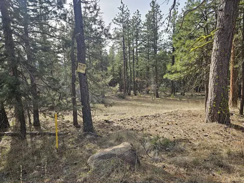 0 Seal Ln #8, Bonanza, OR 97623