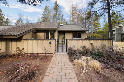 57335 Lake Aspen Ln #4, Sunriver, OR 97707