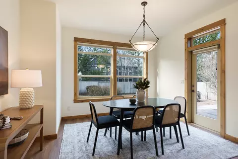 Dining - 60813 Scotts Bluff Pl, Bend, OR 97702 photo 2 of 2
