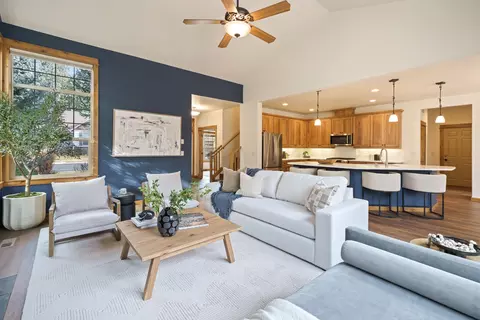 Living - 60813 Scotts Bluff Pl, Bend, OR 97702 photo 4 of 5