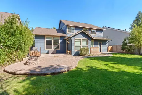 Exterior - 60813 Scotts Bluff Pl, Bend, OR 97702 photo 6 of 9