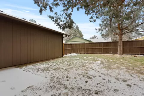 61182 Larkspur Loop, Bend, OR 97702 photo 28