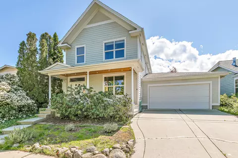 2684 Clay Creek Way, Ashland, OR 97520
