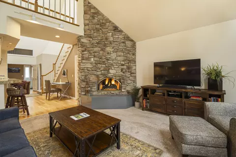 57062 Peppermill Cir #30-A, Sunriver, OR 97707
