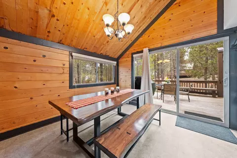 Dining - 57377 Overlook Rd, Sunriver, OR 97707 photo 2 of 4