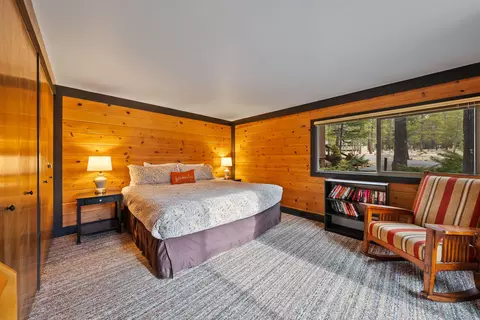 Bedroom - 57377 Overlook Rd, Sunriver, OR 97707 photo 1 of 7