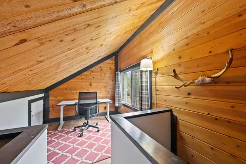 Other - 57377 Overlook Rd, Sunriver, OR 97707 photo 9 of 10
