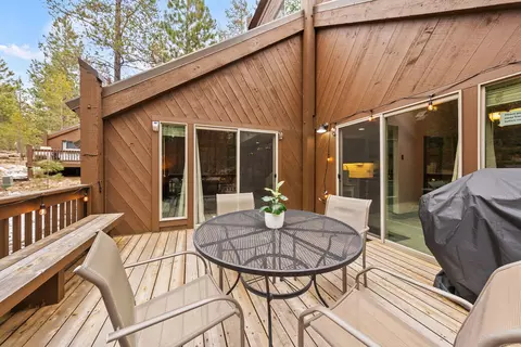 Exterior - 57377 Overlook Rd, Sunriver, OR 97707 photo 3 of 7