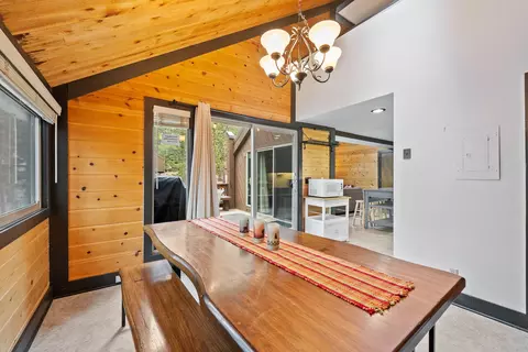 Dining - 57377 Overlook Rd, Sunriver, OR 97707 photo 1 of 4
